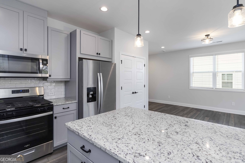 2000 Harvest Pond Circle - Photo 3
