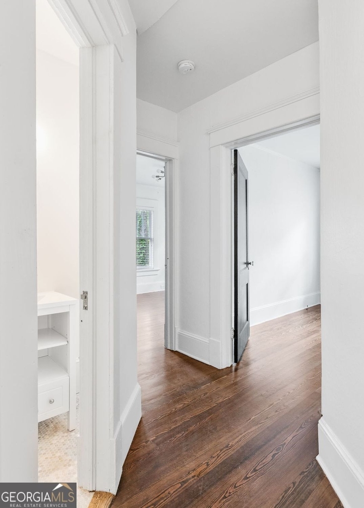 1047 Greencove Avenue Ne - Photo 13