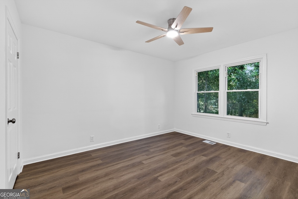 2036 Mcpherson Drive - Photo 16