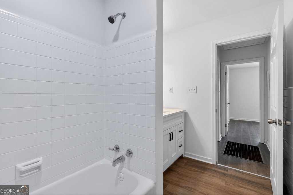 2036 Mcpherson Drive - Photo 12