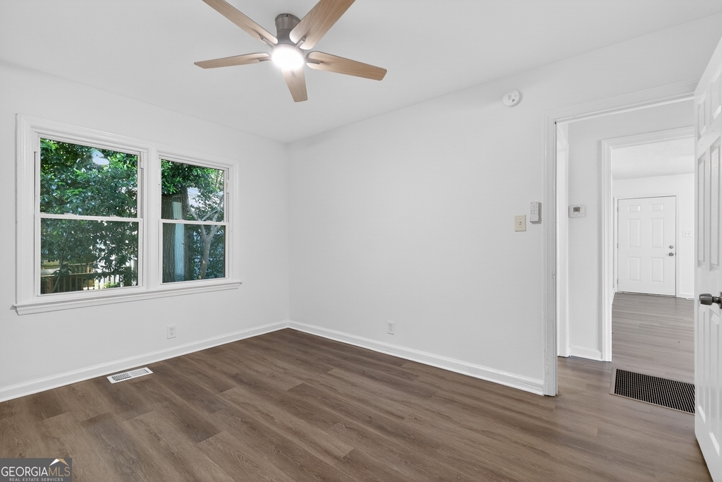 2036 Mcpherson Drive - Photo 9