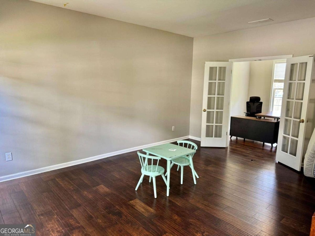 230 Albrighton Court - Photo 9