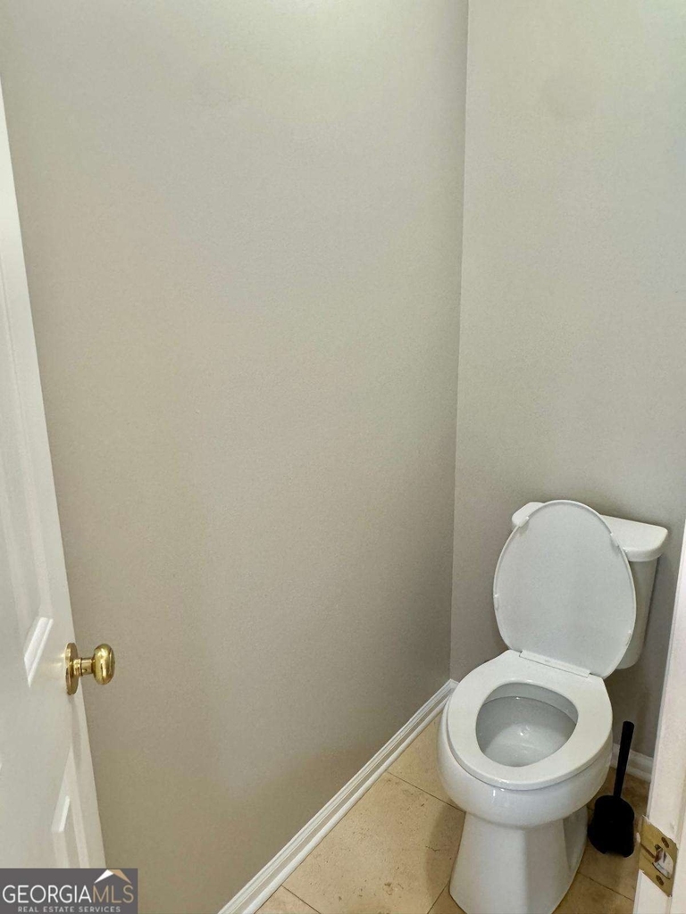 230 Albrighton Court - Photo 17