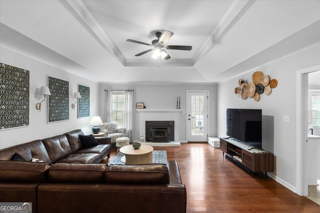 325 Brookstone Drive - Photo 5