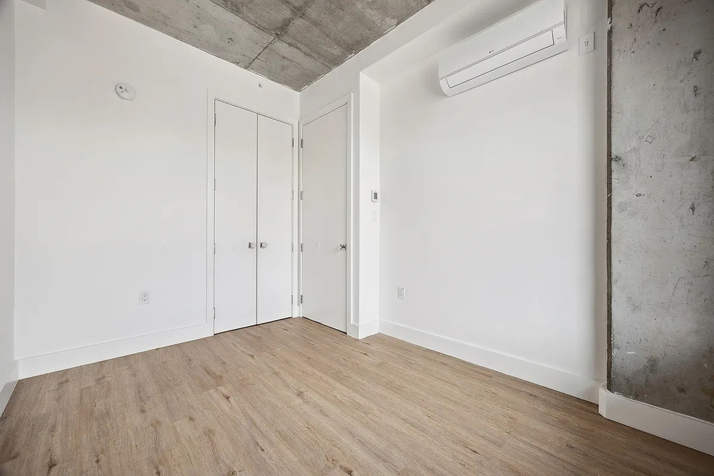 815 Flatbush Avenue - Photo 7