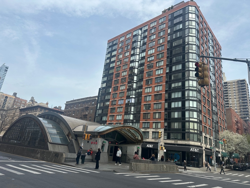 215 West 95th Street - Photo 0
