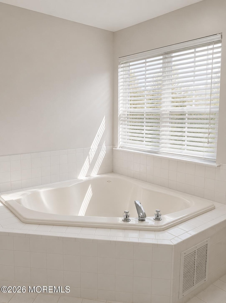 79 Banyan Boulevard - Photo 12