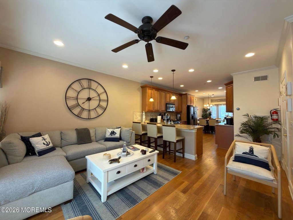21 Blaine Avenue - Photo 4