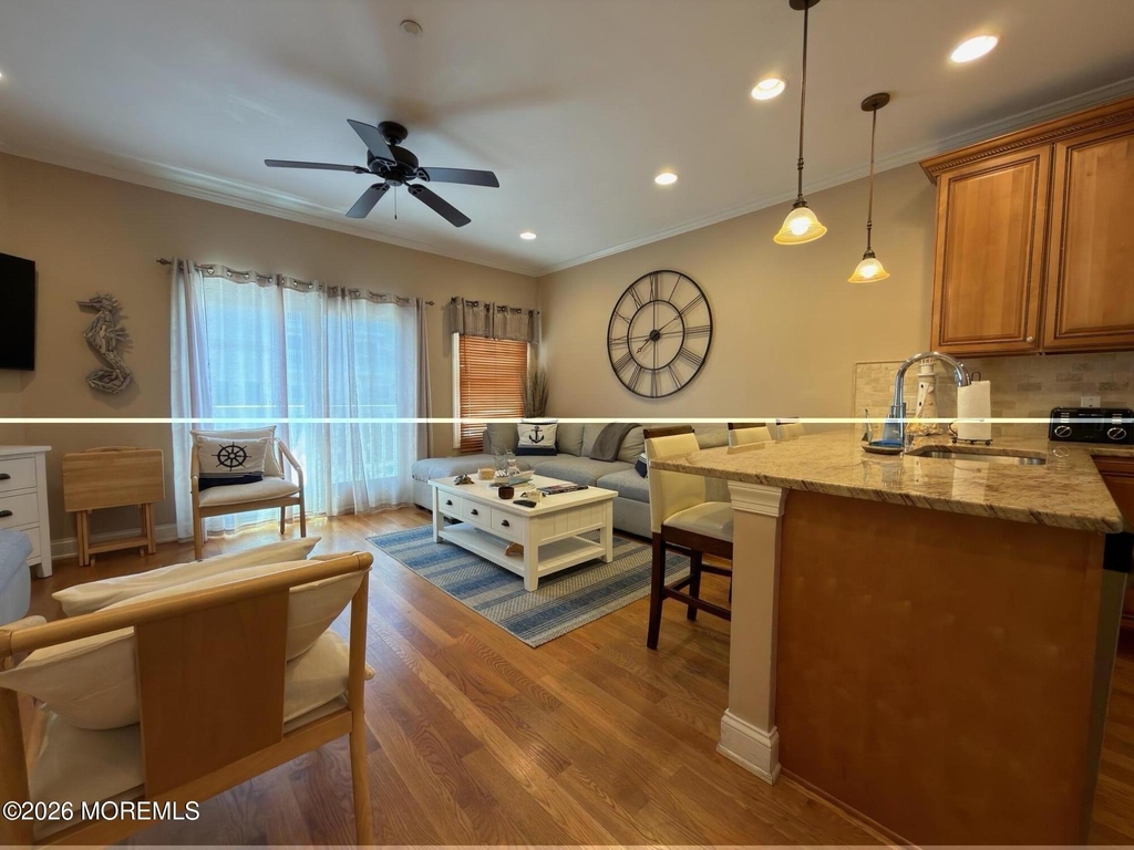 21 Blaine Avenue - Photo 5