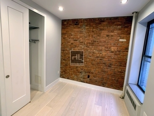Stanton St. - Photo 2
