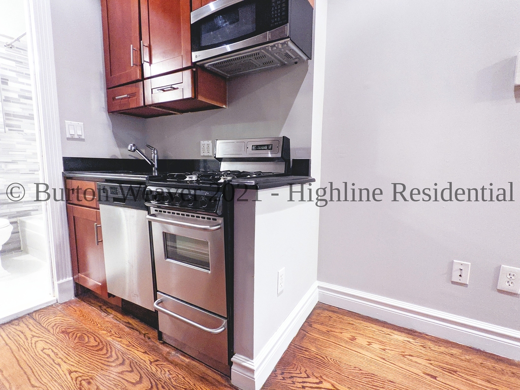 West 53rd Street - Photo 2