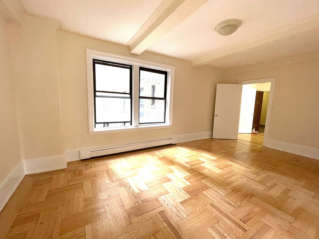 West 79 Street - Photo 1