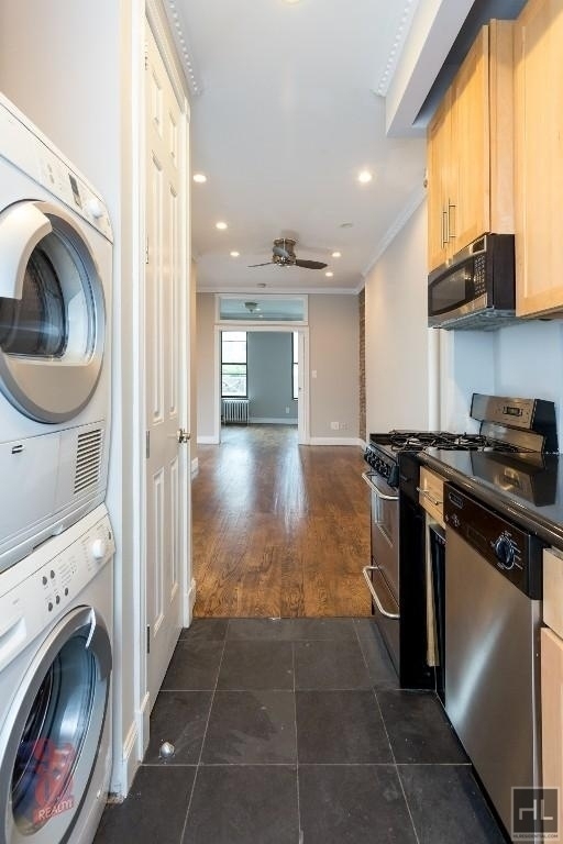 10th Ave. - Photo 1