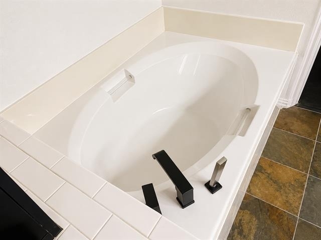 836 Mullrany Drive - Photo 3
