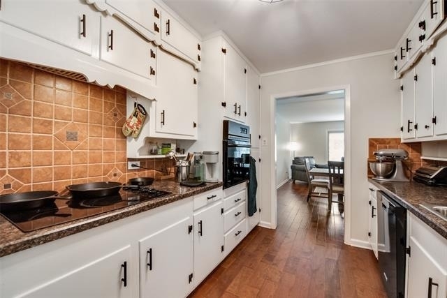5700 Wessex Avenue - Photo 11