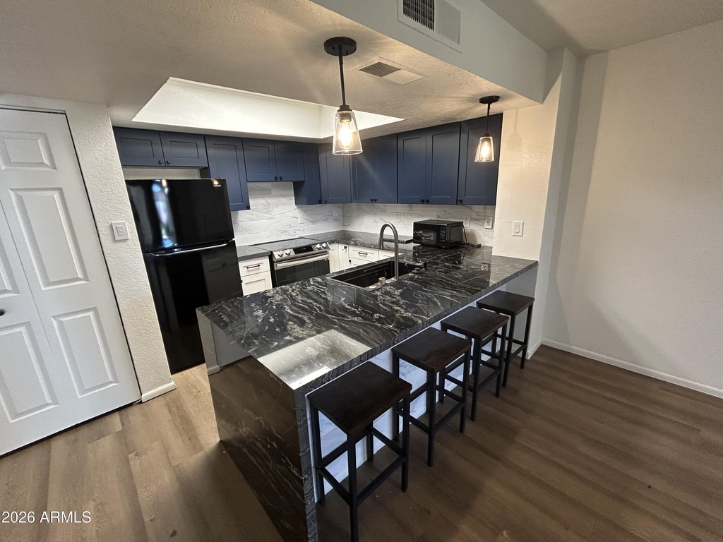 4730 W Northern Avenue - Photo 1