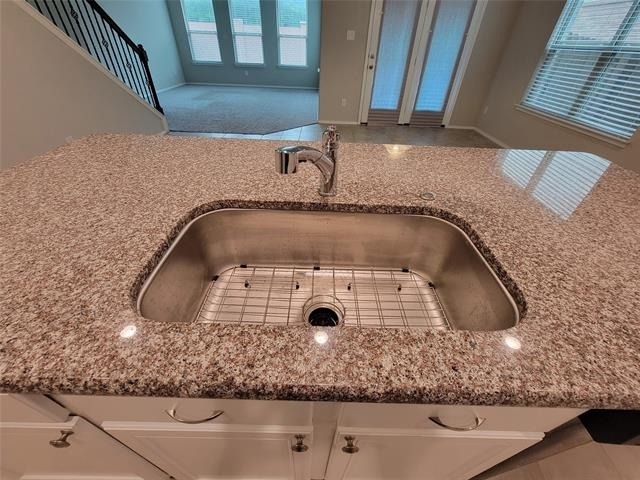 4725 Redbud Drive - Photo 8