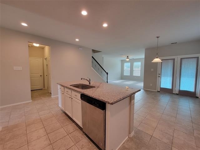 4725 Redbud Drive - Photo 2