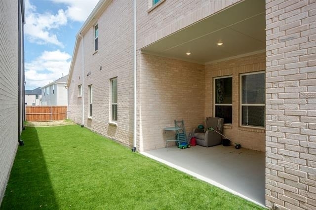 8869 Bailey Street - Photo 3