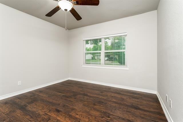 11517 Fernald Avenue - Photo 10