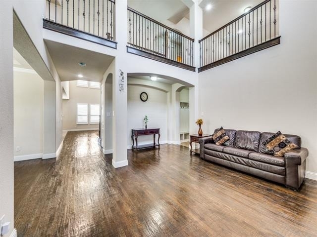 7340 Beranger Drive - Photo 7