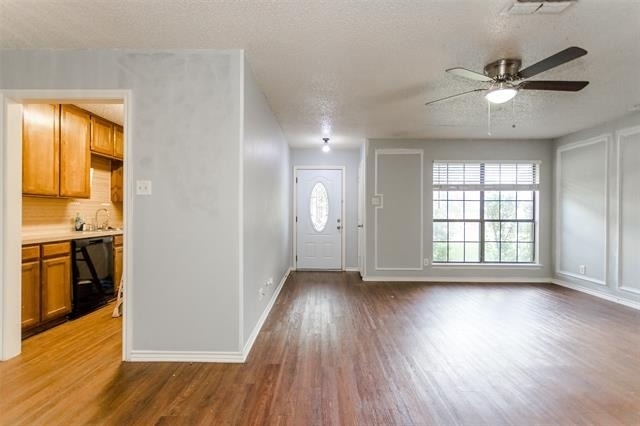 2301 Kingsford Court - Photo 10