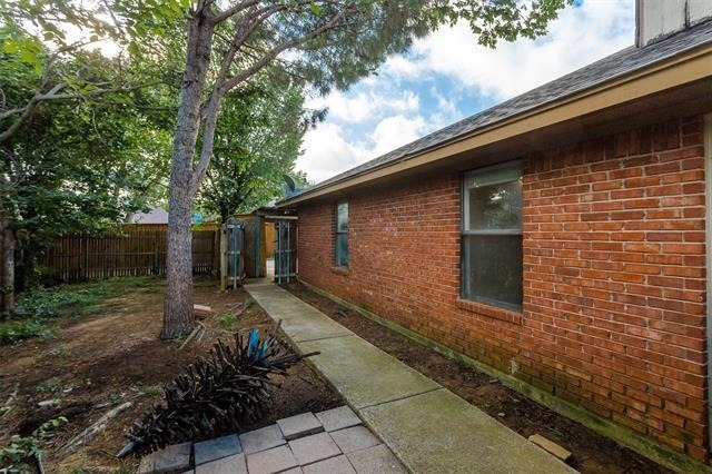 2301 Kingsford Court - Photo 20