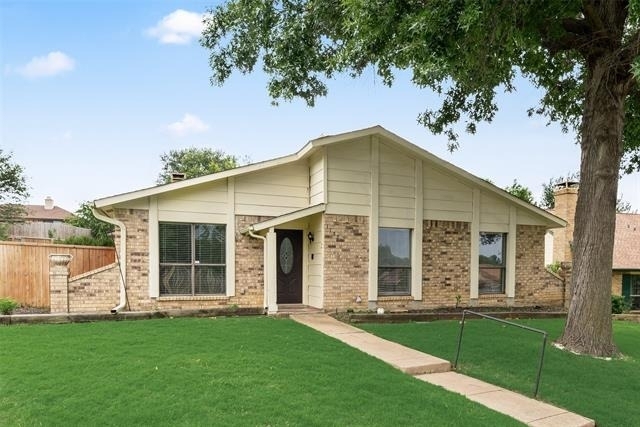 1732 Delaford Court - Photo 1