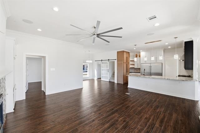 1109 Travis Court - Photo 15