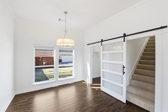 1109 Travis Court - Photo 13