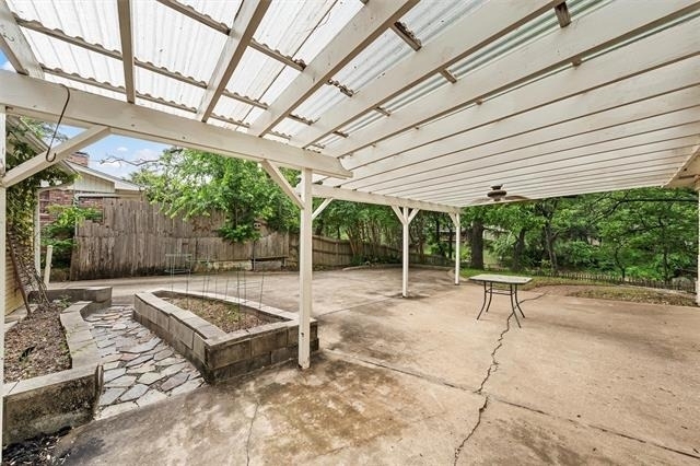 518 Fairway Road - Photo 21