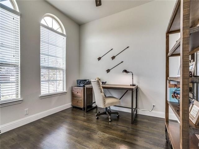 5517 Holloway Hill - Photo 18