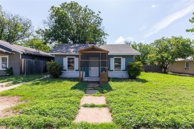 949 Palm Street - Photo 0