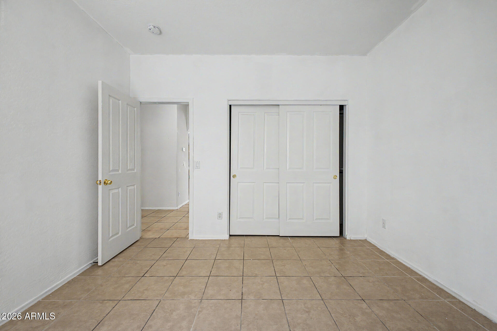 13271 W Clarendon Avenue - Photo 19