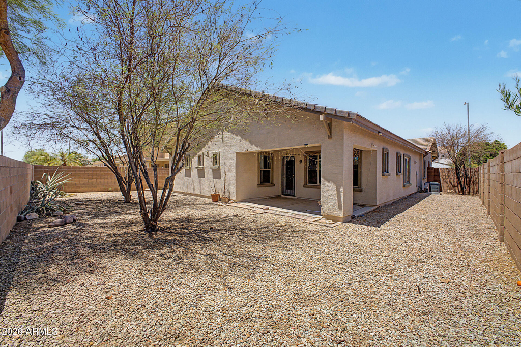 13271 W Clarendon Avenue - Photo 28