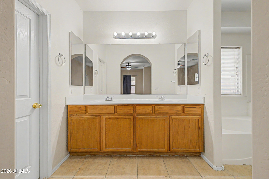 13271 W Clarendon Avenue - Photo 16