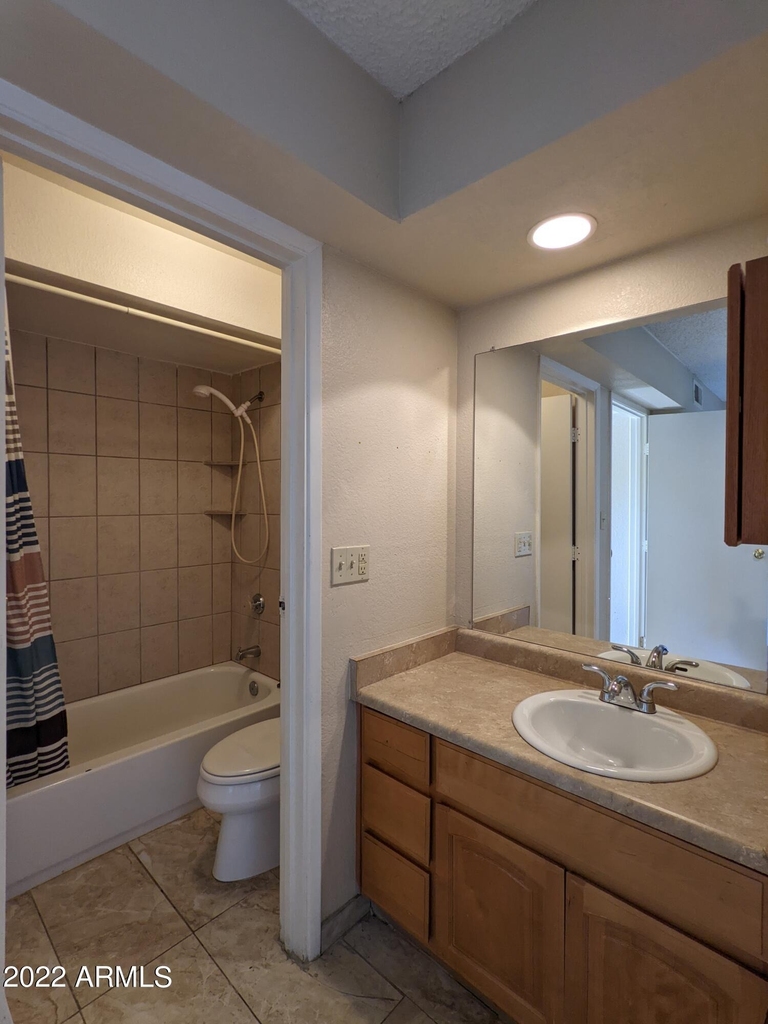 3535 W Tierra Buena Lane - Photo 19