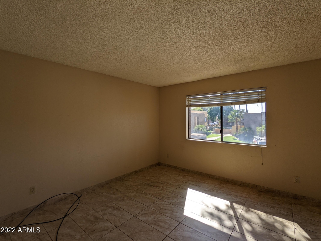 3535 W Tierra Buena Lane - Photo 5