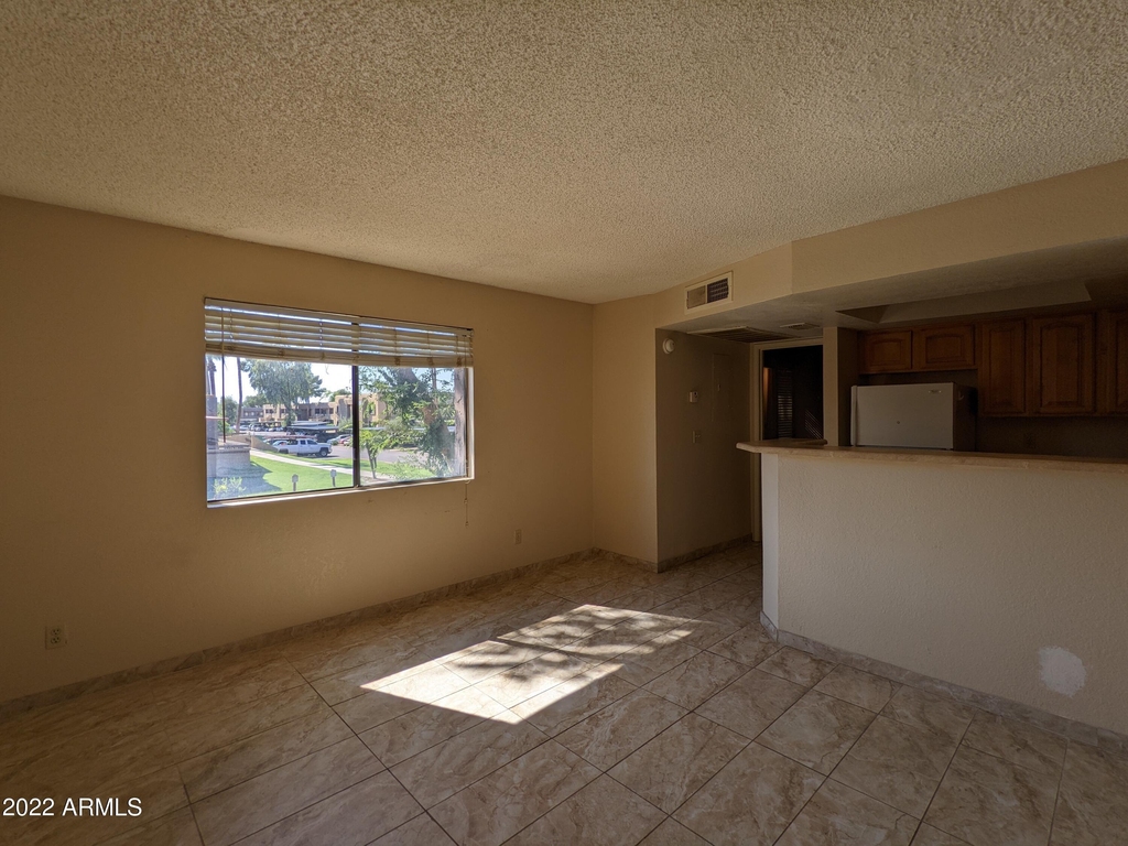 3535 W Tierra Buena Lane - Photo 4