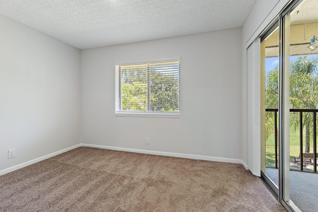 6531 Chasewood Drive - Photo 17