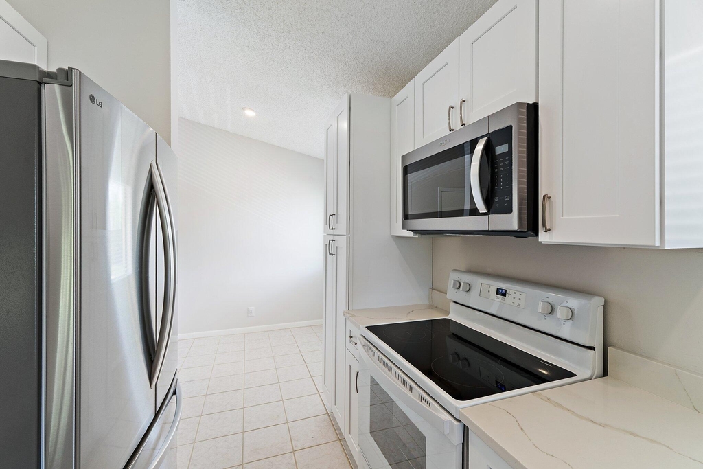 6531 Chasewood Drive - Photo 13