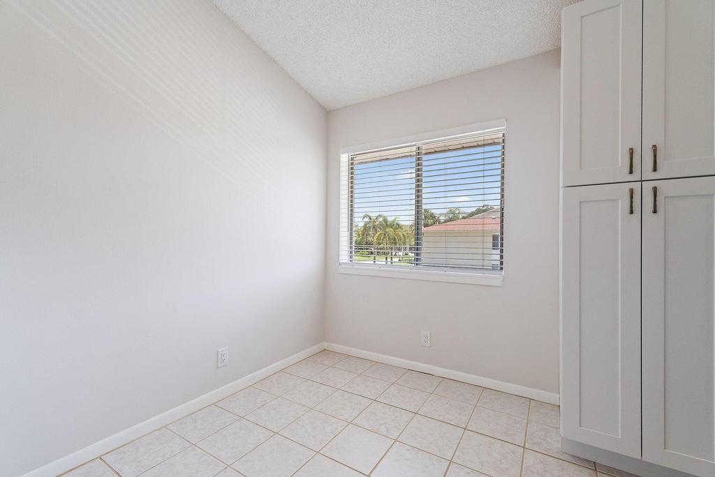 6531 Chasewood Drive - Photo 8