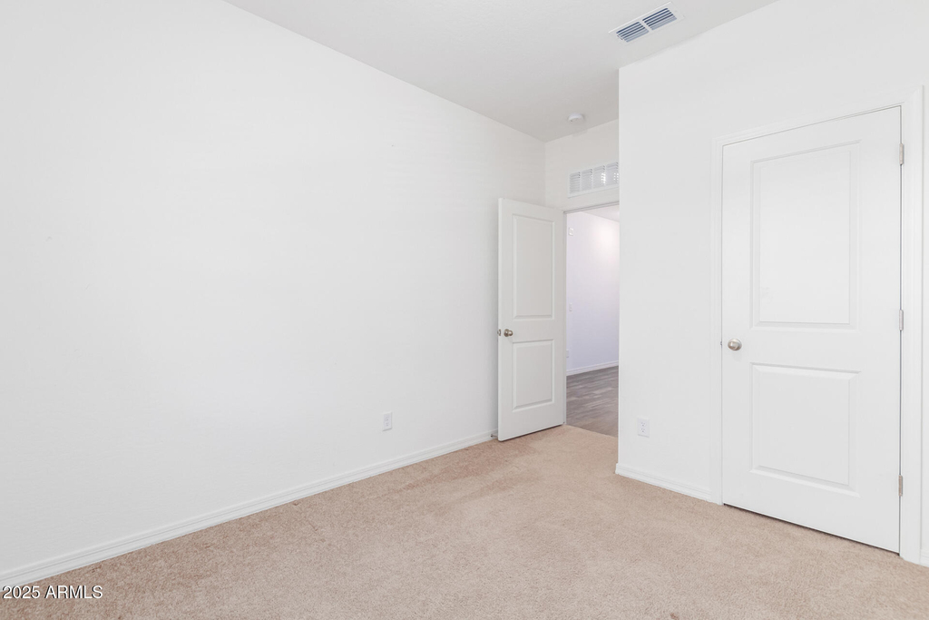 2415 E San Miguel Drive - Photo 18