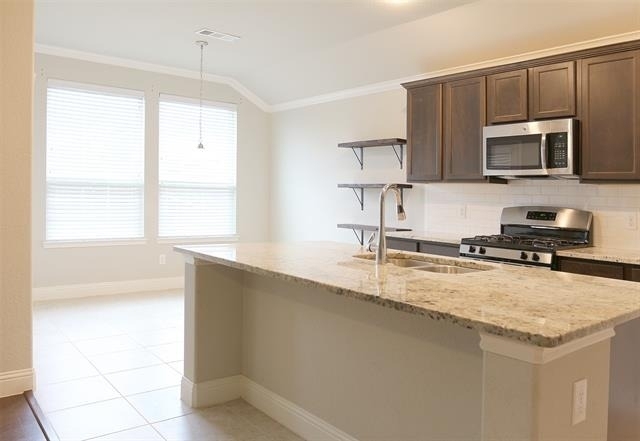 1108 Kingston Court - Photo 4