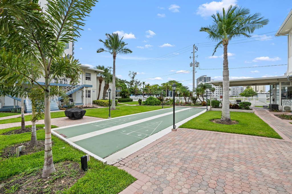 741 Bayshore Drive - Photo 20