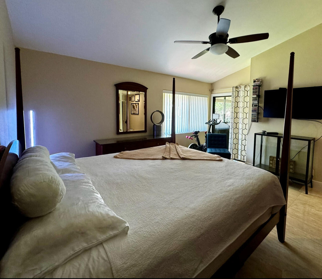 5520 Coach House Circle - Photo 18