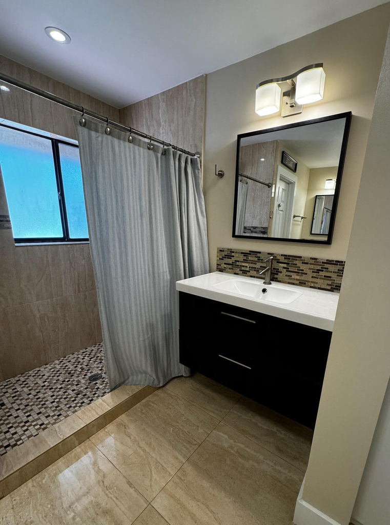 5520 Coach House Circle - Photo 29
