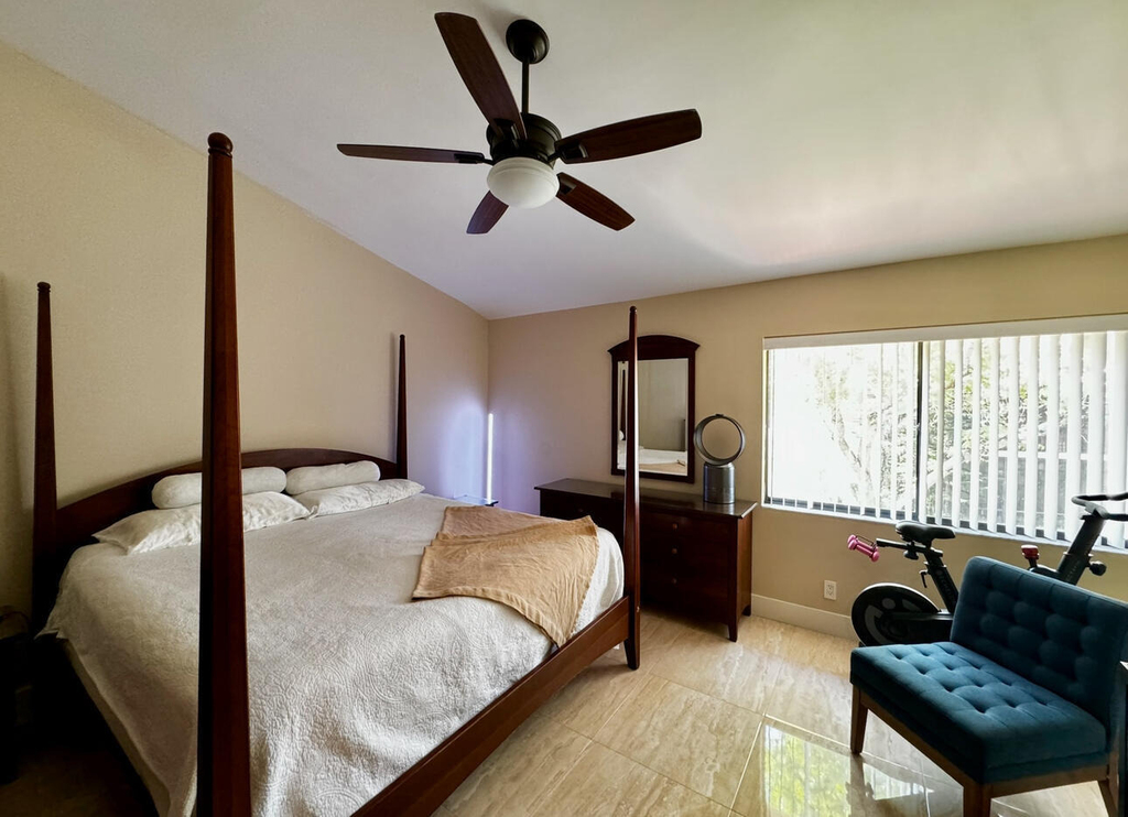 5520 Coach House Circle - Photo 17