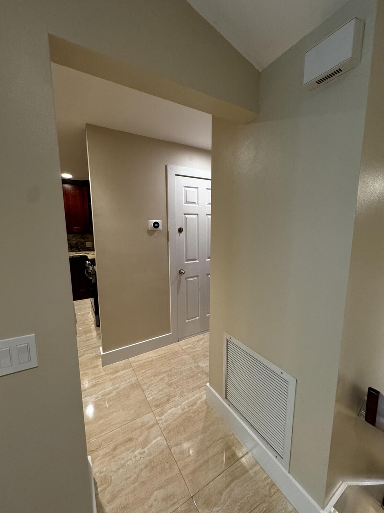 5520 Coach House Circle - Photo 6