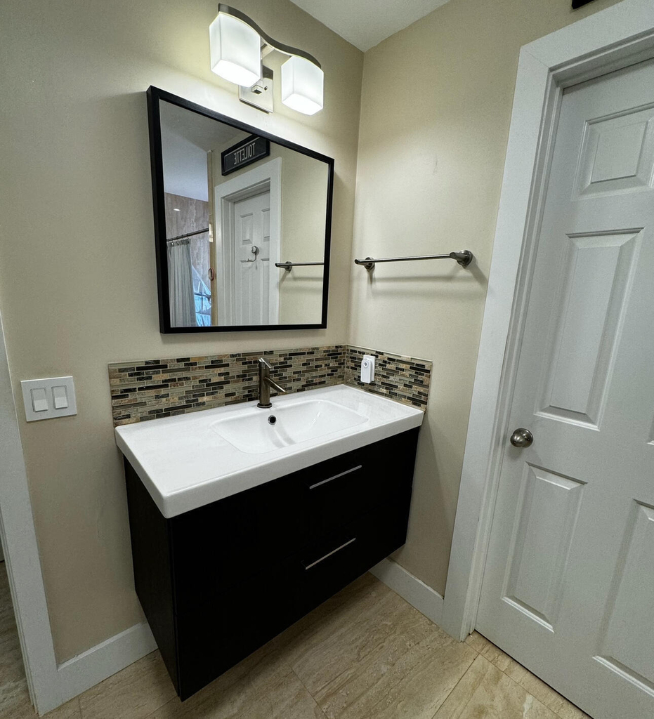 5520 Coach House Circle - Photo 26